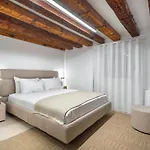 Palazzo Degli Eletti R&r *