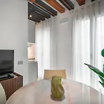 Palazzo Degli Eletti R&r