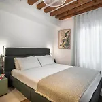 Palazzo Degli Eletti R&r * Venecia