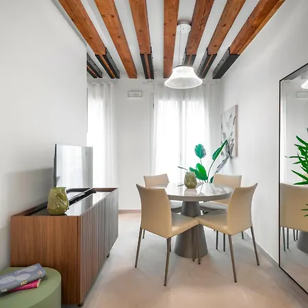 Palazzo Degli Eletti R&r Apartament