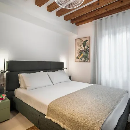 Palazzo Degli Eletti R&r * Wenecja
