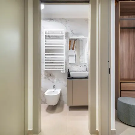 Palazzo Degli Eletti R&r 아파트