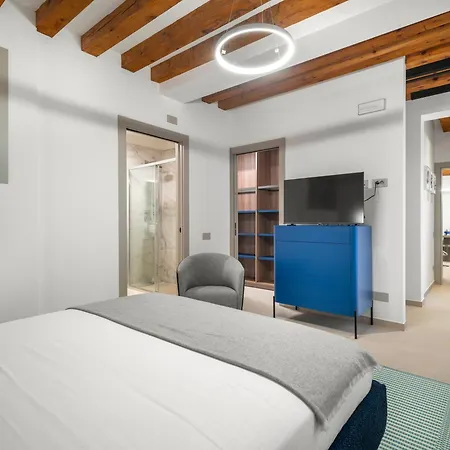 Palazzo Degli Eletti R&r Apartment *