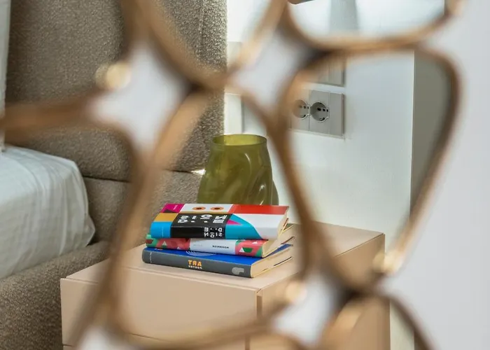 Palazzo Degli Eletti R&r *