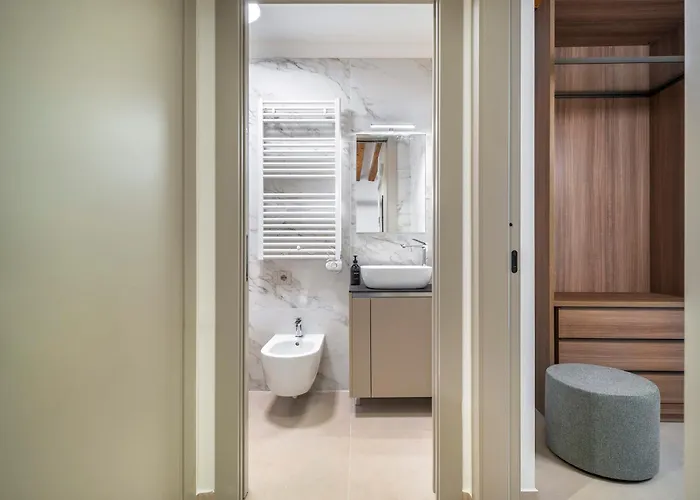 Palazzo Degli Eletti R&r Apartment