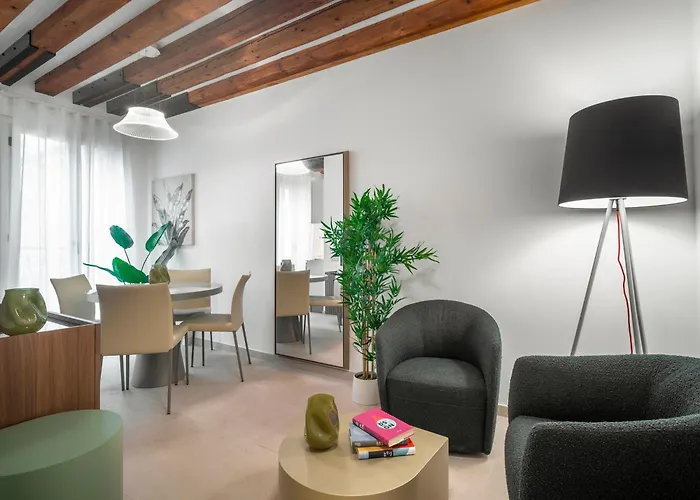 Palazzo Degli Eletti R&r Apartment *