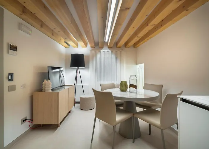 Palazzo Degli Eletti R&r Apartament Wenecja